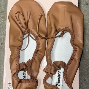 Girls Sand Theatricals ballet shoe